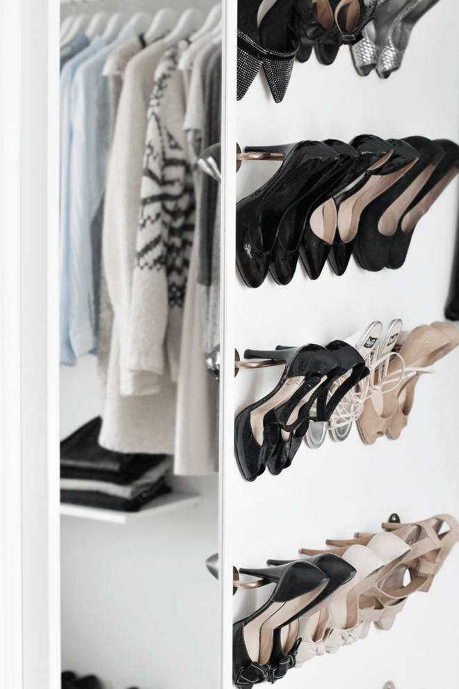 Học ngay 20 cách sắp xếp tủ quần áo nhìn đẹp như ở cửa hàng thời trang