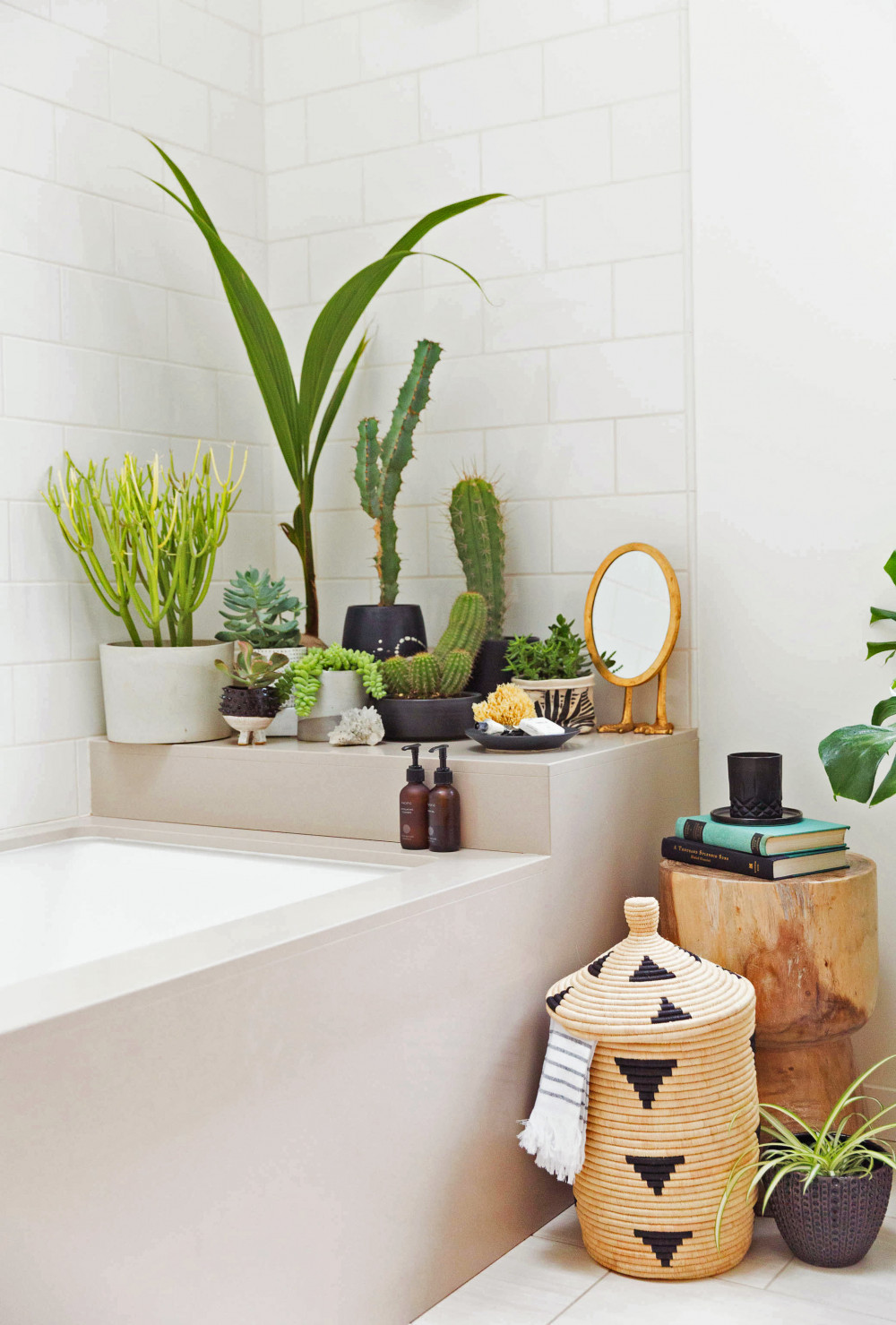 10 cách biến tấu giúp phòng tắm nhà bạn phong cách hơn