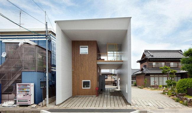 Ngôi nhà hai tầng hút hồn người xem nhờ sử dụng chất liệu gỗ tự nhiên ở Nhật
