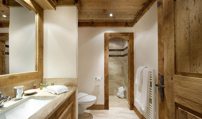 Những nhà tắm bằng gỗ chỉ liếc mắt trông qua cũng đủ khiến bạn xao xuyến
