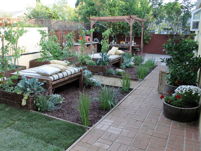Những ý tưởng tuyệt vời cho việc cải tạo hiên nhà và sân vườn