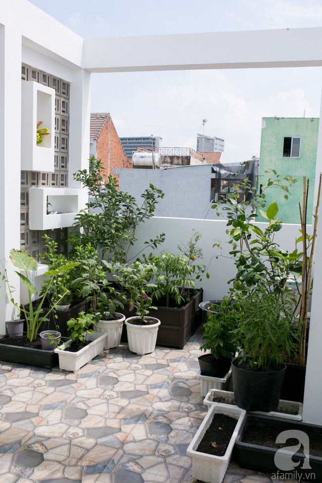 Với chi phí gần 2 tỷ đồng, nhà cấp 4 ở Sài Gòn đã biến thành nhà phố hiện đại đến bất ngờ